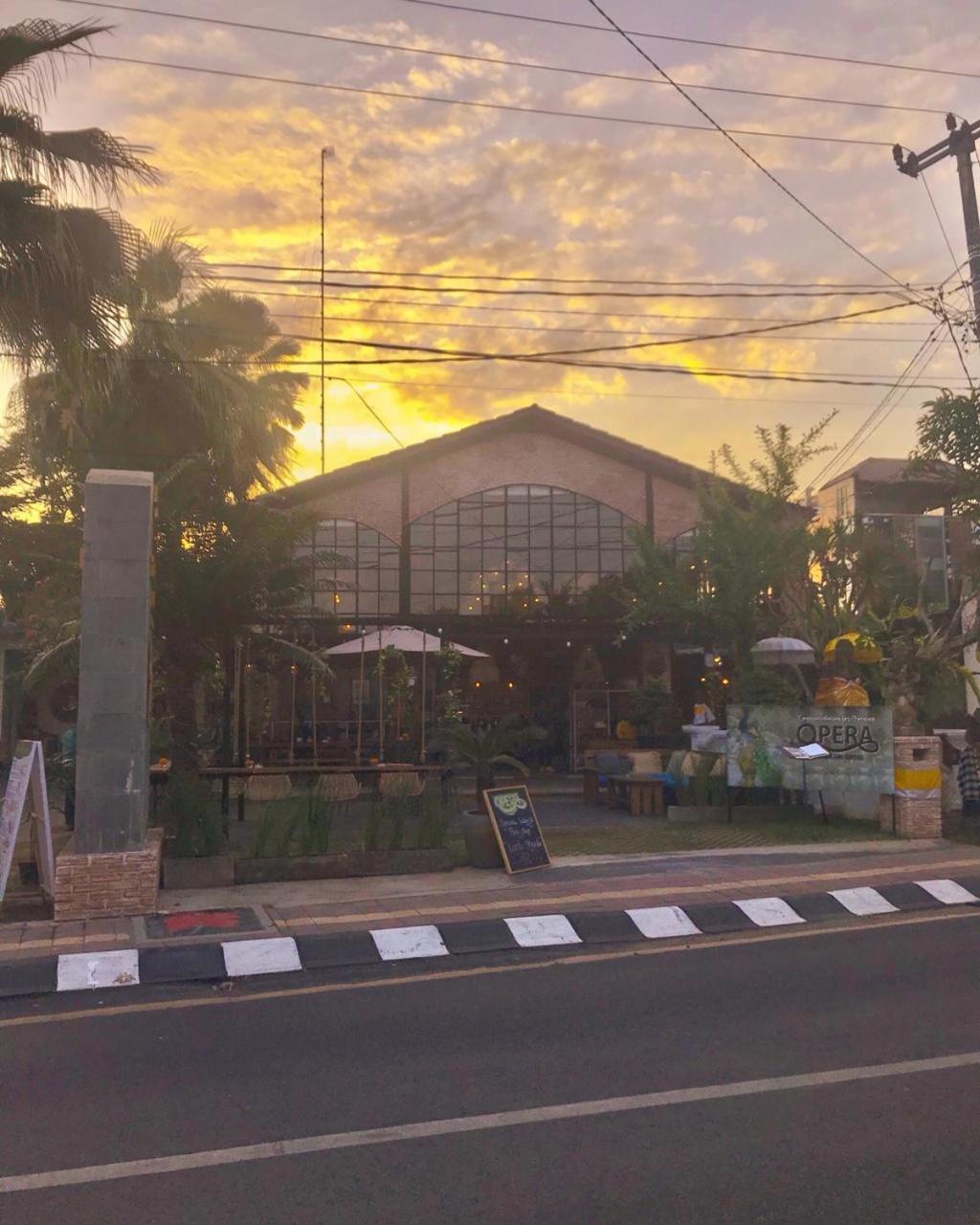 Hotel The Grand Sunti BALI Exterior foto